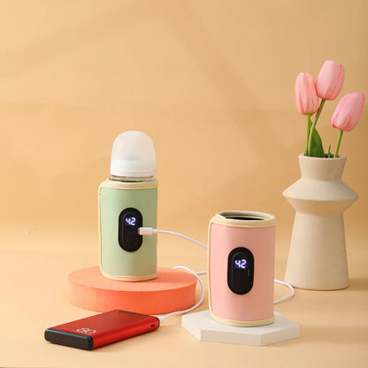 Tragbarer USB-Babymilchwärmer – ideal fürs Auto, Reisen und unterwegs. Erwärmt Flaschen schnell und einfach.